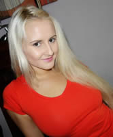 Sexy Girl Abby, blond & deutsch