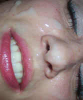 Hübsche Amateur Freundin mag Sperma