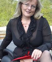 Amateur Milf grauhaarig und sexy