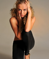 Amateur Model Pic in Peeptoes