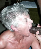 BBC Deepthroat von Granny