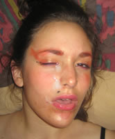 Amateur GF benutzt Sperma im Mund