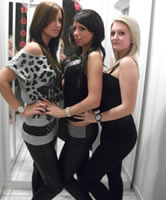 Drei beste Freundinnen und sexy Schlampen privat