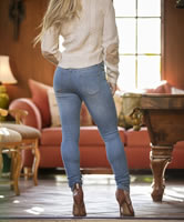 Blondes Jeans Candid Babe