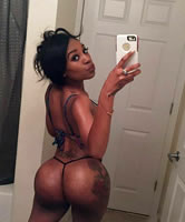 Geiler Booty Fat Selfie iPhone Photo