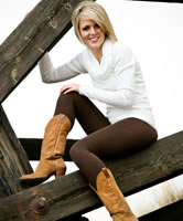 Braune Leggings und Boots