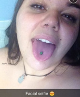 Mollige mit Facial Sperma Selfie