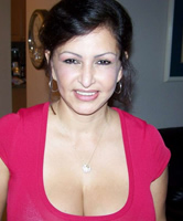 Geile arabische Hausfrau sexy und total horny