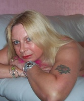 Geile Trash Blondine, reif, sucht Ihn