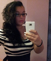 Geiles Selfie Pic mit Brille, Brünette sehr gutaussehend