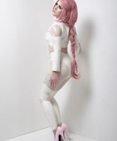 Cosplay Kostüm aus Gummi