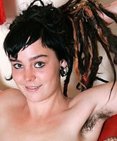 Haariges Achsel Girl