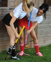 Diese Hockey Weiber Schlampen catchen dann