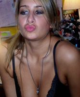 Knutschmund Freundin jung und sexy