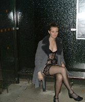 Nancy, deutsche Straps Stute und Schlampe Outdoor