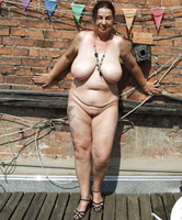 Amateur Grandma - Saggy Boobs Pic