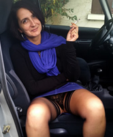 Panty Blitzer geil beim Rauchen