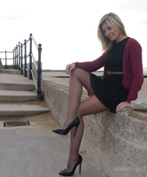 Sexy Naomi, Pantyhose Fetisch Pics