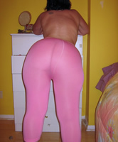 Pink Yogapants transparent, dicker Po von Amateur Girl