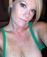 Saggy Tits Milf & Nude Selfie