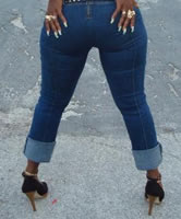 Schwarze Straßennutte