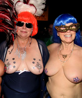 Sex Party mit den verruchten Oma Schlampen Sex Party mit den verruchten Oma Schlampen