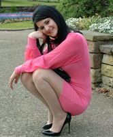 Stiletto Shoe Fetisch Girl, schwarzhaarige