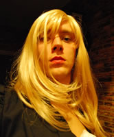 Blonde Teen Crossdresser und Transvestit Pics