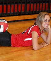 Volleyball Mädchen posiert barfuß