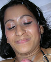 Vollgespritzte Moslem Freundin hat Cumface