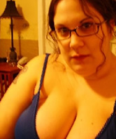 Heiße vollschlanke Frau aus Wüstenrot mit Webcam Profilfoto