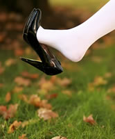 Dangling Pics, weisse Strümpfe